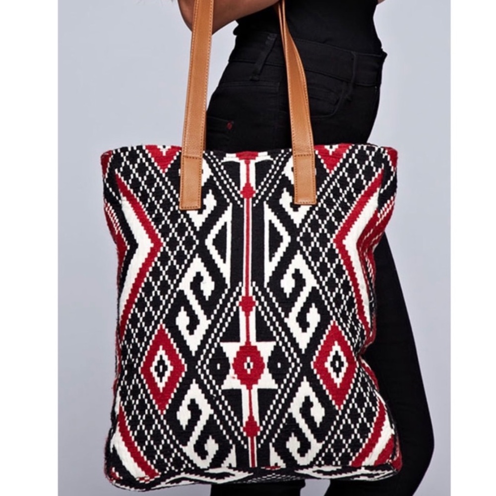 Last 1 NWT Aztec Handmade Carpet Tote Bag - Picture 4 of 10